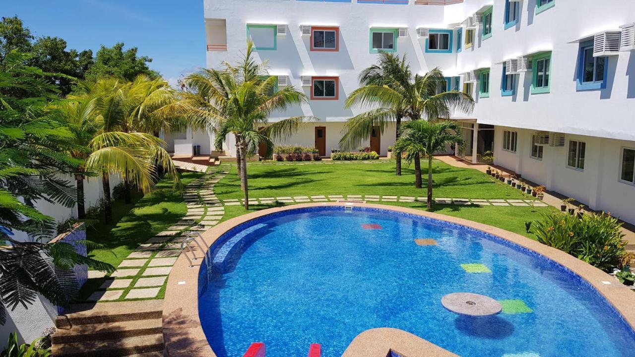 โบราไกย์ โคโค่ รีสอร์ต Hotel Manoc-Manoc ภายนอก รูปภาพ