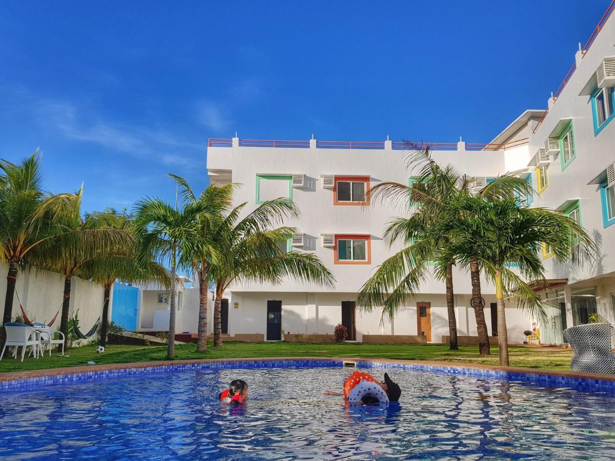 โบราไกย์ โคโค่ รีสอร์ต Hotel Manoc-Manoc ภายนอก รูปภาพ